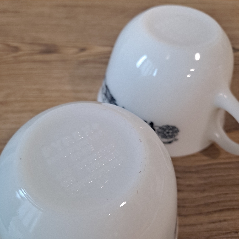 Pyrex "Old Town" Milk Glass Mug, Set of 2 - Picture 2 of 3